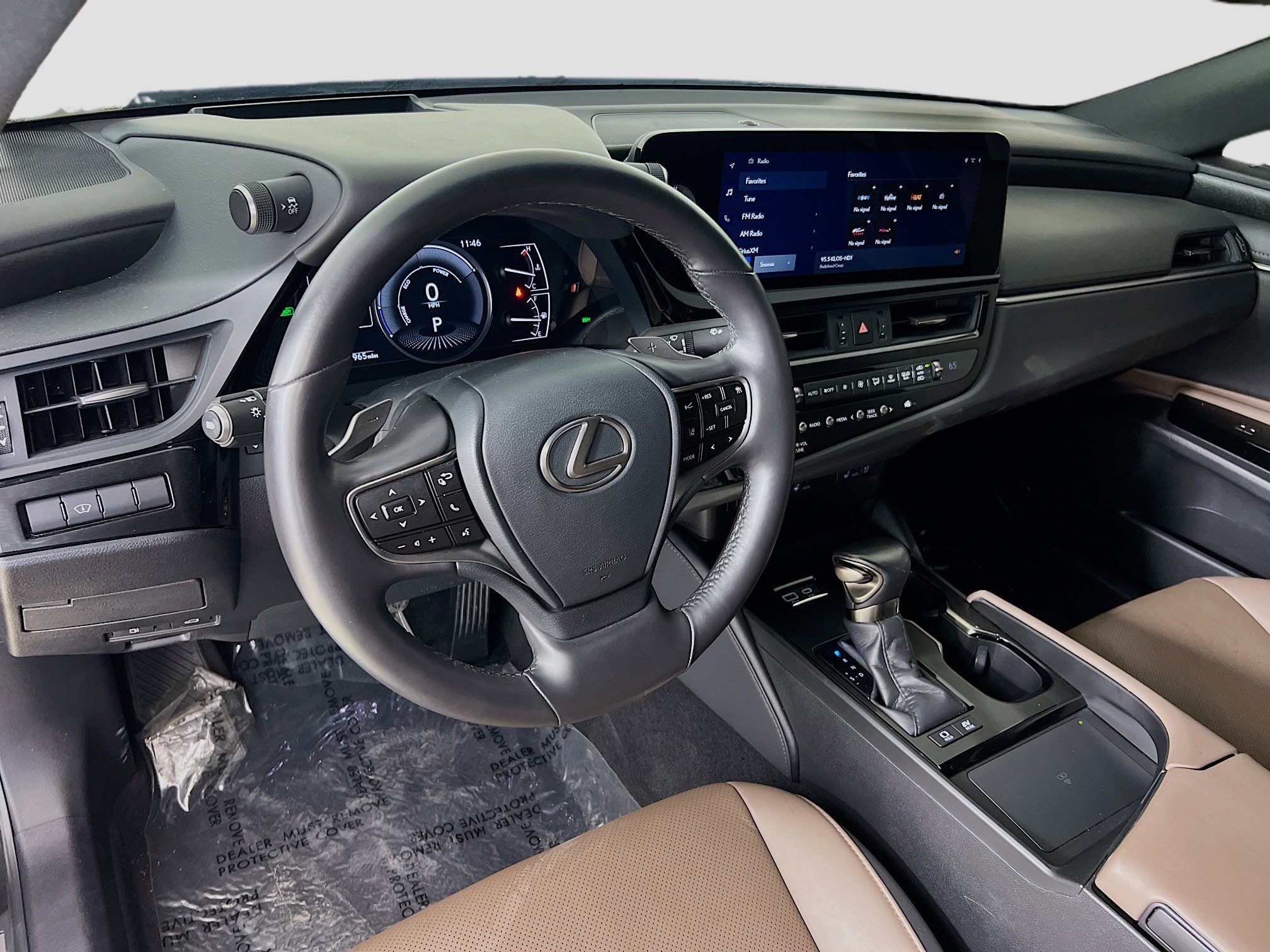 Used 2024 Lexus ES 300h w/ Premium Package FWD image 9