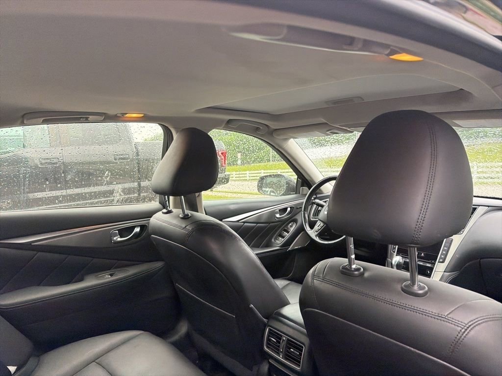 Used 2017 INFINITI Q50 3.0t Premium w/ 3.0T Premium Plus Package AWD/4WD image 23