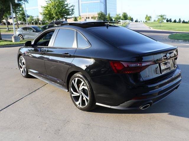 Used 2022 Volkswagen Jetta GLI Autobahn FWD image 5