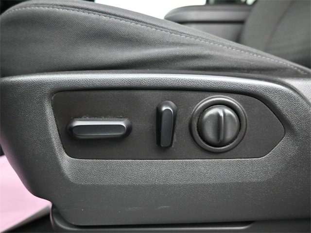 Used 2020 Chevrolet Silverado 1500 RST image 11