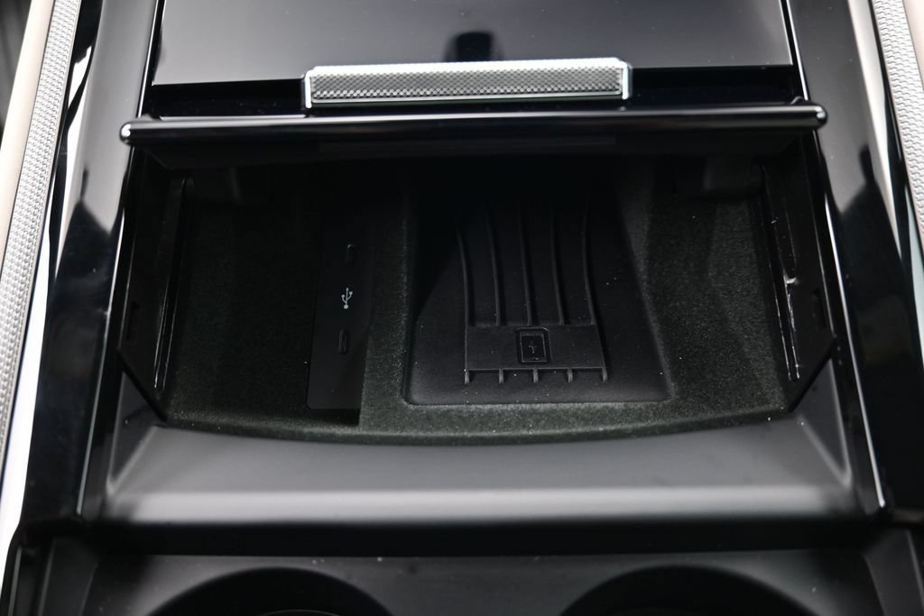 Used 2026 Porsche Panamera 4 AWD/4WD image 18