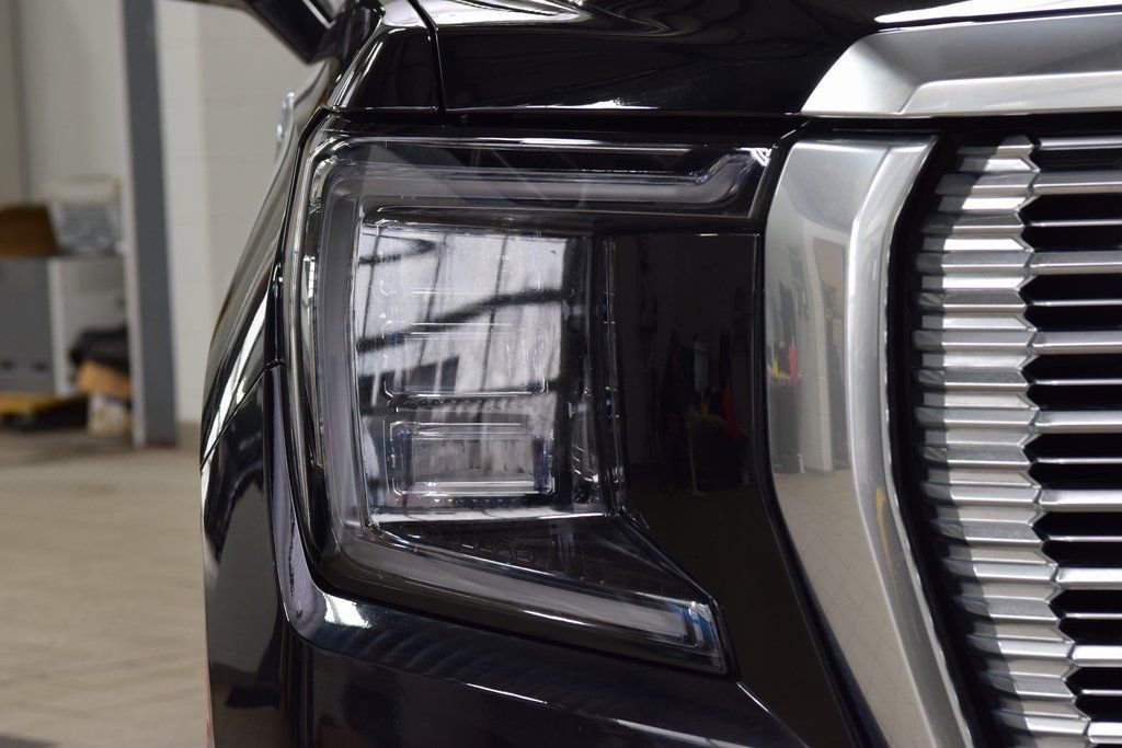 Used 2024 GMC Yukon XL Denali w/ Max Trailering Package image 12
