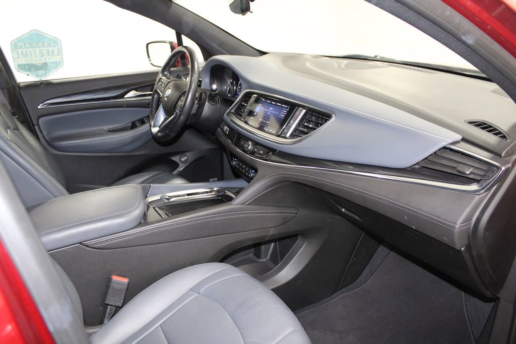 Used 2024 Buick Enclave Premium image 29