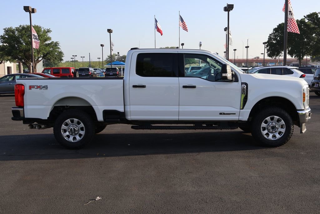 Used 2024 Ford F250 XLT w/ FX4 Off-Road Package AWD/4WD image 12