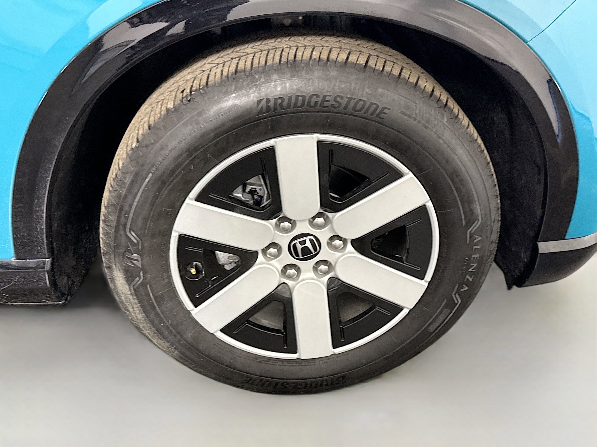 Used 2024 Honda Prologue Touring image 32