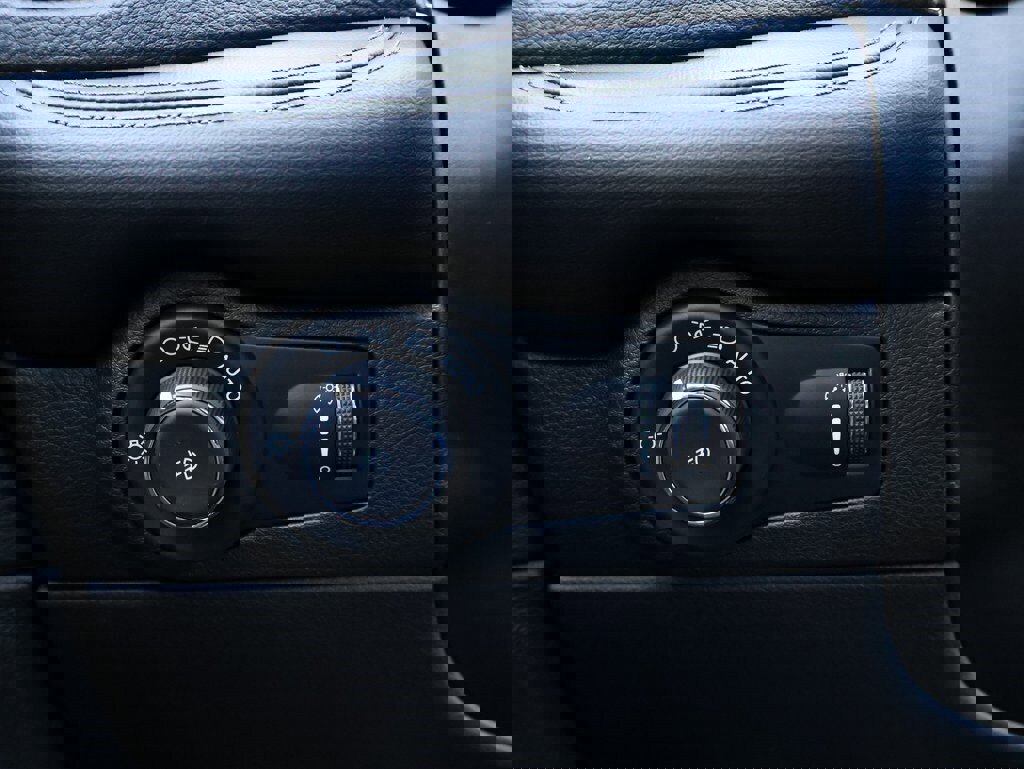 Used 2022 Dodge Durango GT image 33