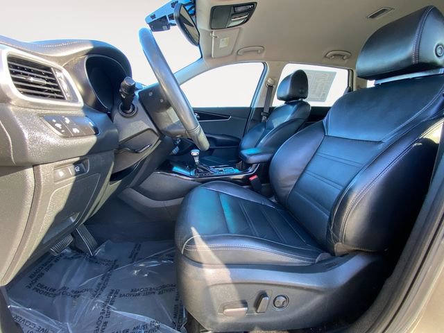Used 2019 Kia Sorento EX image 9