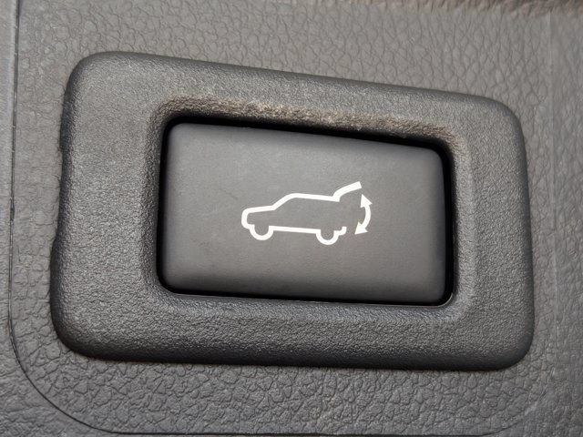 Used 2018 Subaru Outback 2.5i Limited AWD/4WD image 19