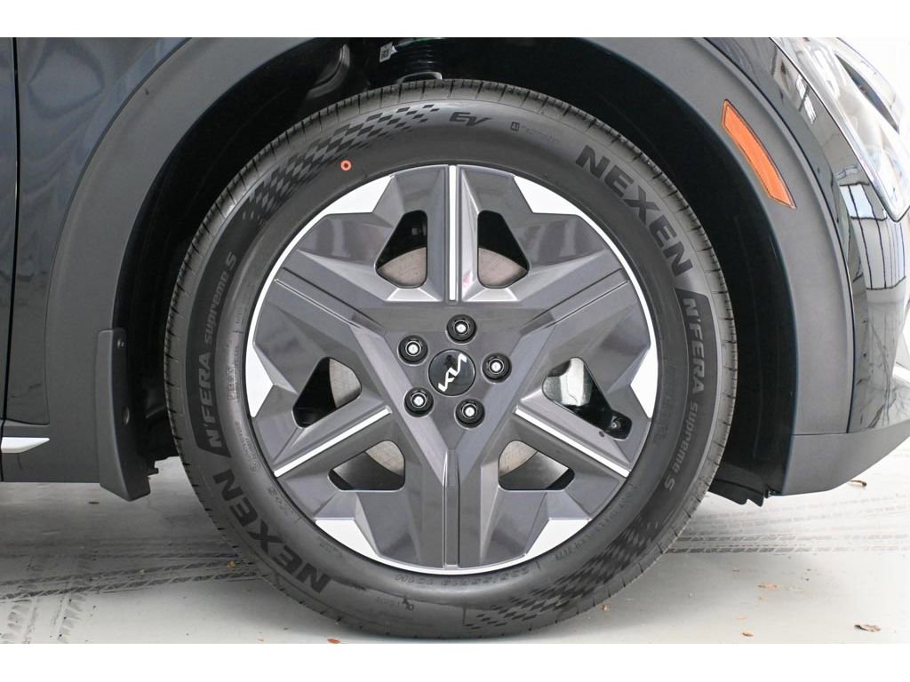 New 2025 Kia EV6 Light image 8