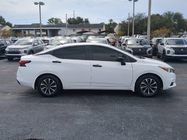 Used 2020 Nissan Versa S FWD image 5