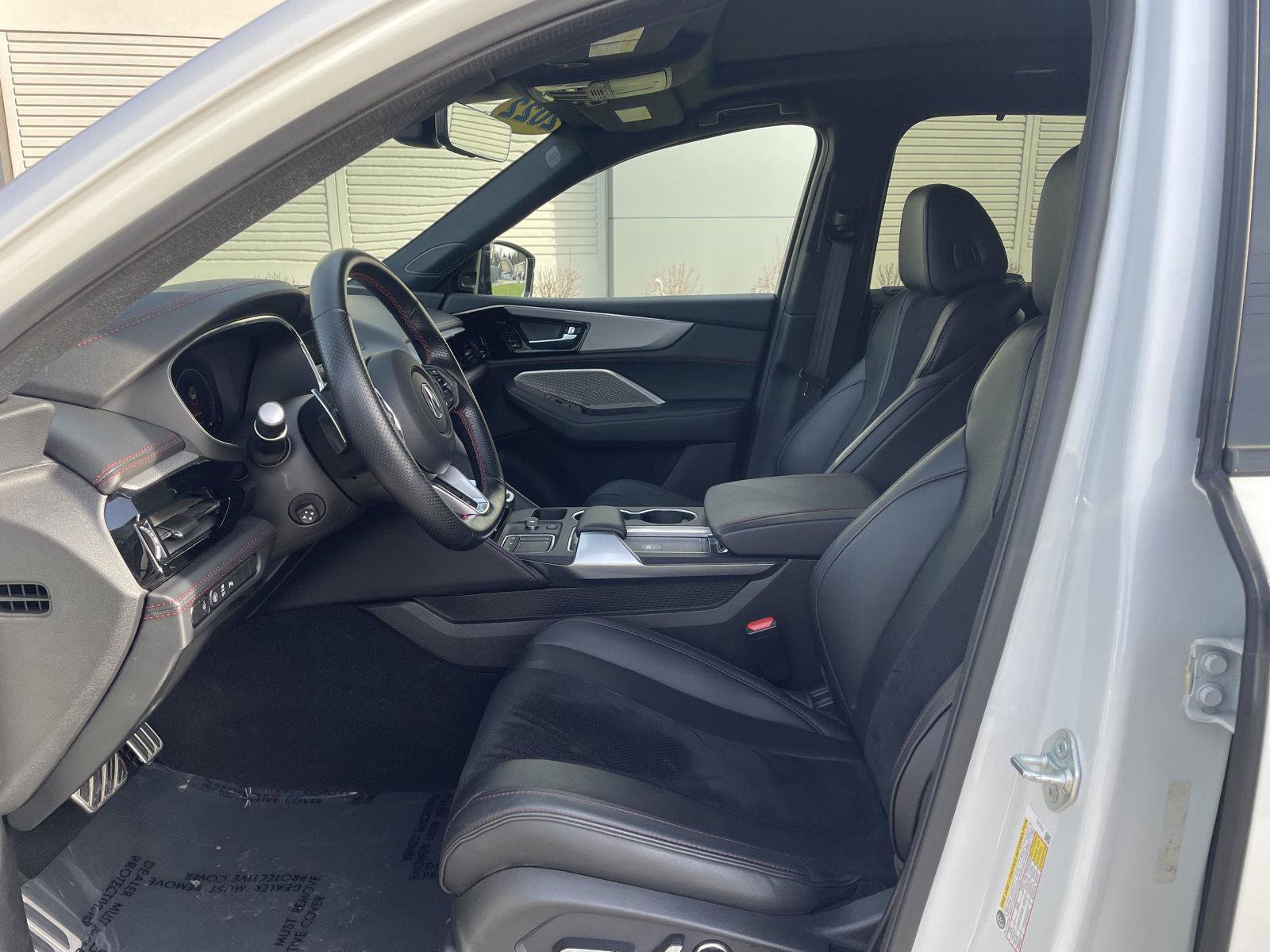 Used 2022 Acura MDX A-Spec image 11