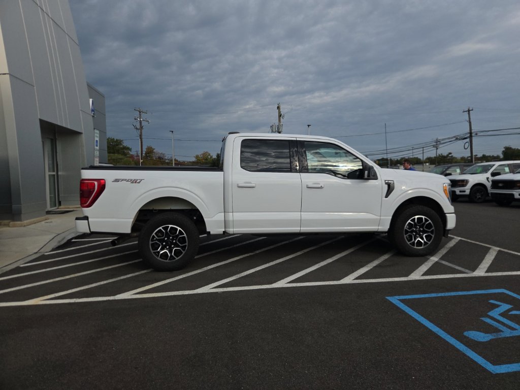 Used 2022 Ford F150 XLT w/ Equipment Group 302A High AWD/4WD image 8