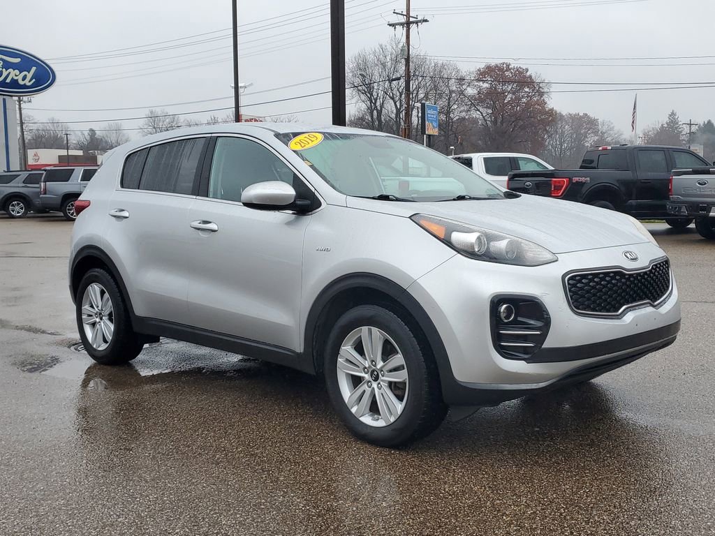 Used 2019 Kia Sportage LX image 2