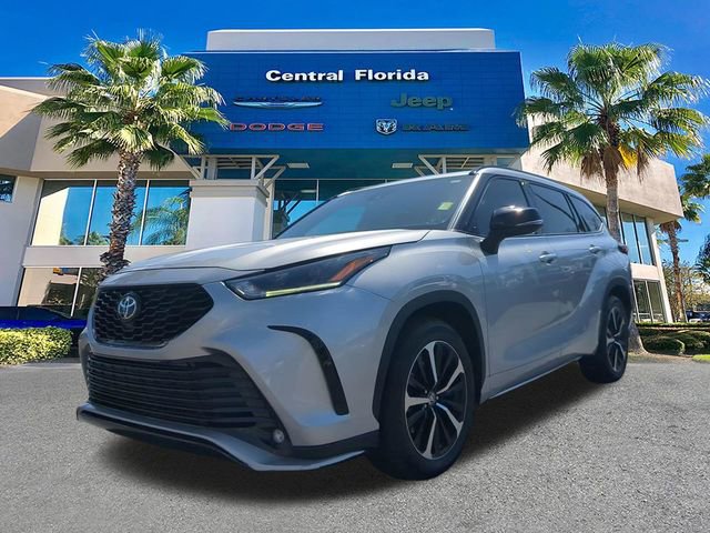 Used 2022 Toyota Highlander XSE image 9