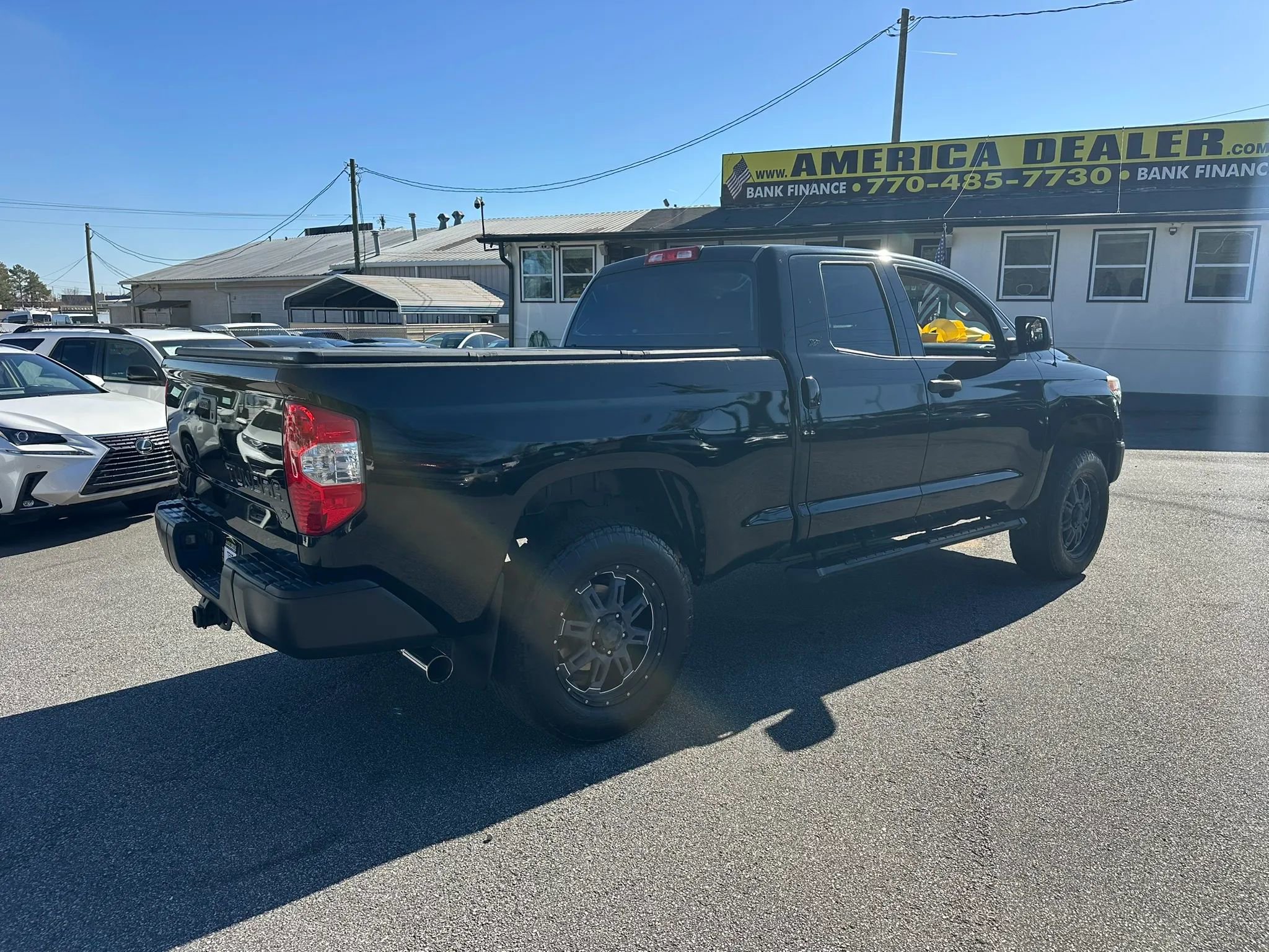 Used 2016 Toyota Tundra SR w/ Tow Package image 7