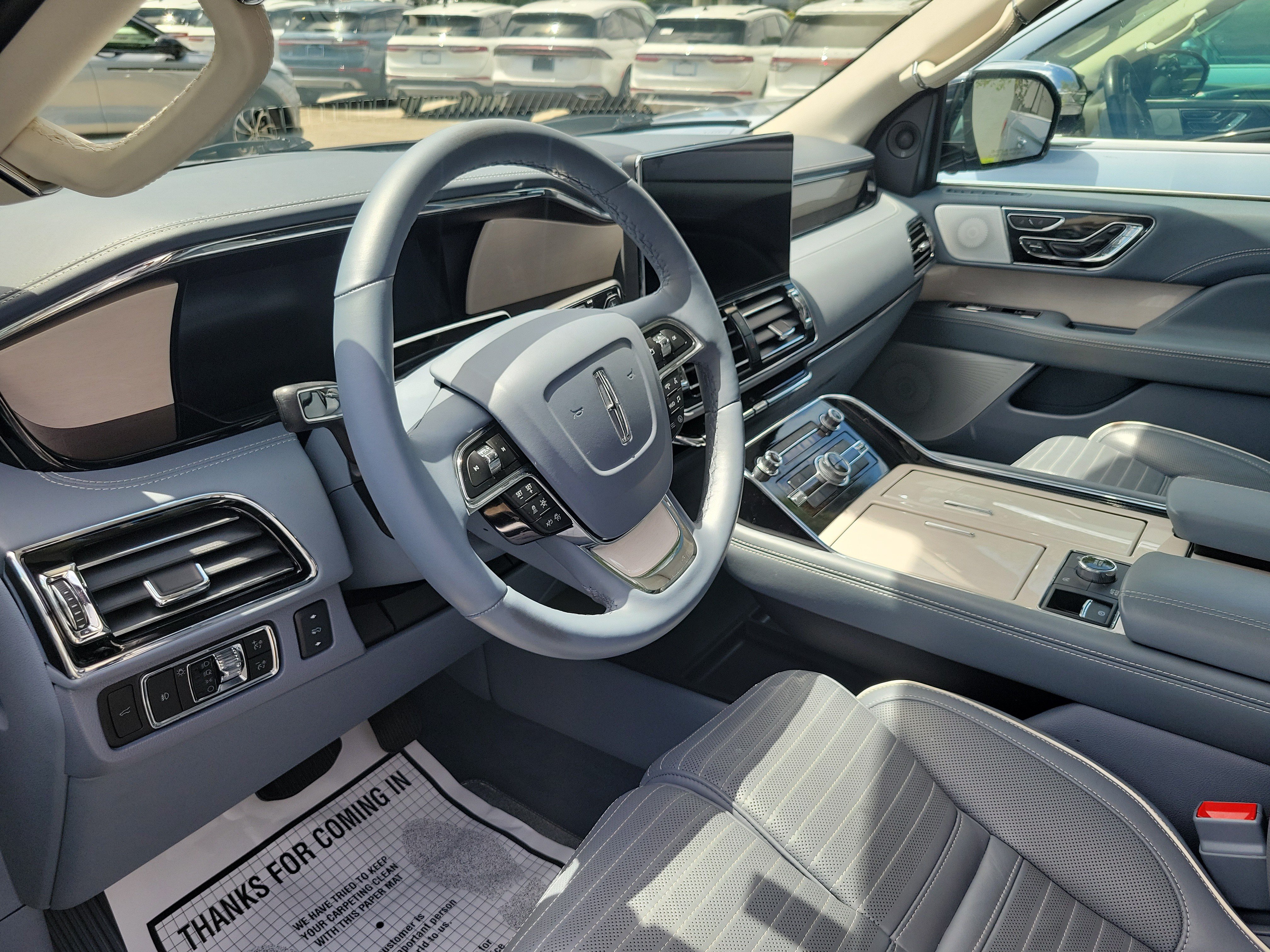 Certified 2024 Lincoln Navigator Black Label AWD/4WD image 14