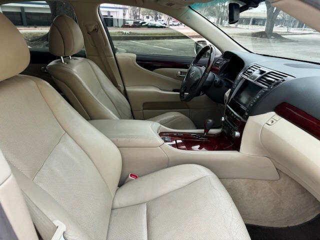 Used 2012 Lexus LS 460 image 27
