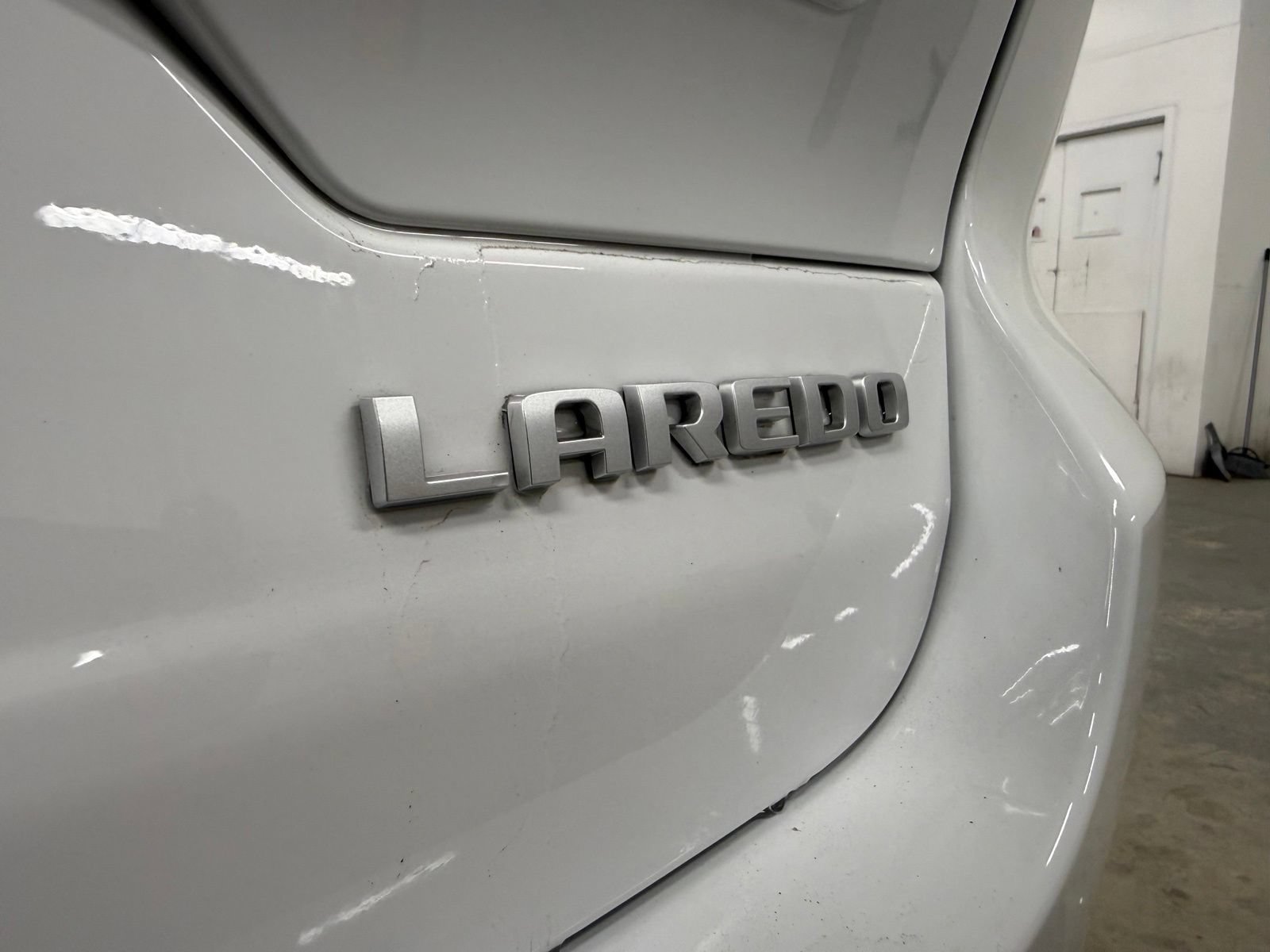 Used 2025 Jeep Grand Cherokee Laredo w/ MOPAR Finishing Package RWD image 9