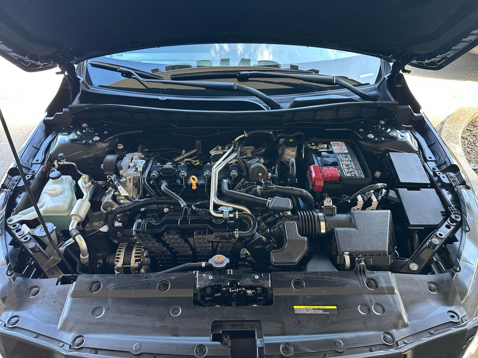 Used 2025 Nissan Altima 2.5 SV FWD image 33