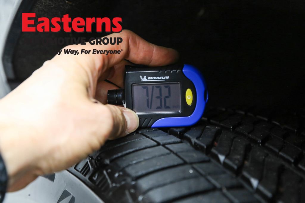 Used 2025 GMC Yukon XL Denali w/ Denali Reserve Package image 32