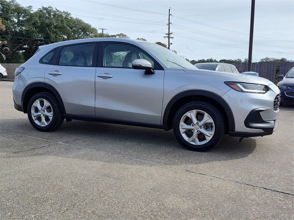 Used 2023 Honda HR-V LX image 12