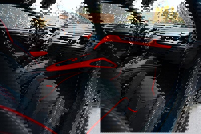 Used 2024 Lamborghini Revuelto image 16