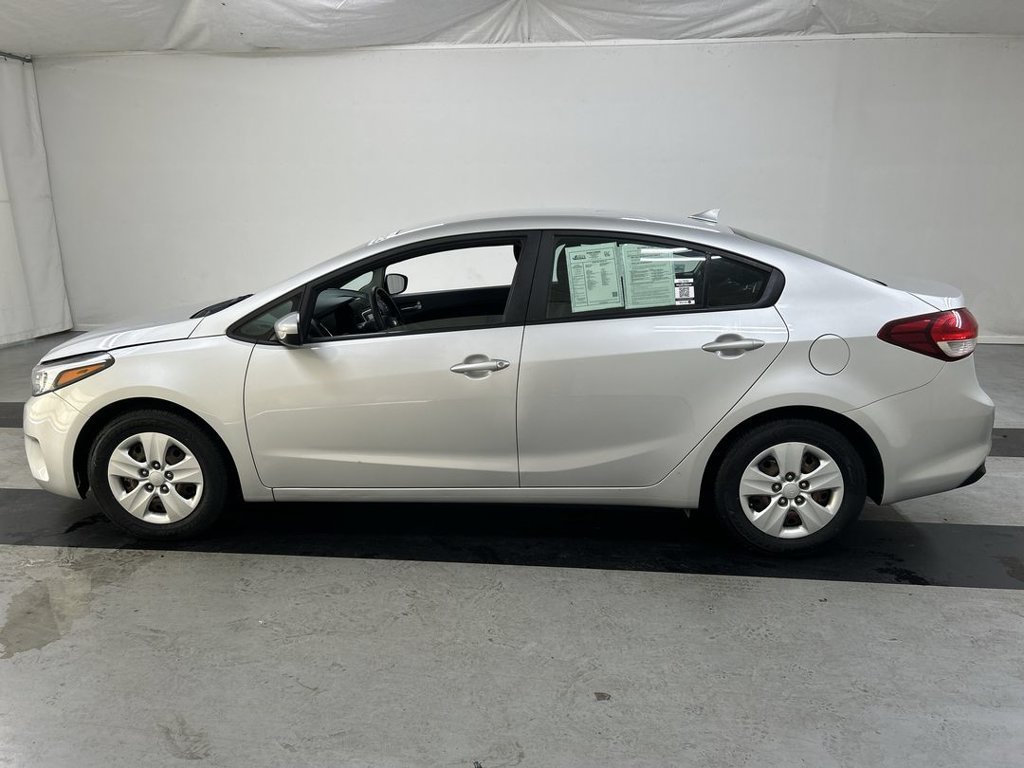 Used 2018 Kia Forte LX w/ LX Rear Camera Package FWD image 6