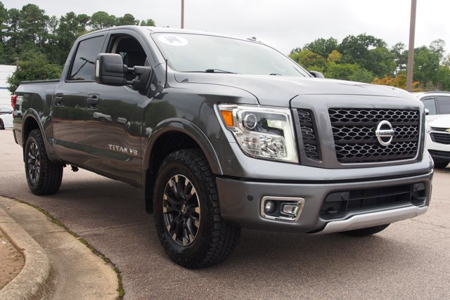 Used 2019 Nissan Titan PRO-4X w/ Pro-4x Convenience Package