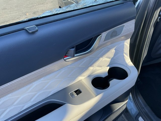 Certified 2022 Hyundai Palisade Calligraphy w/ Cargo Package image 20