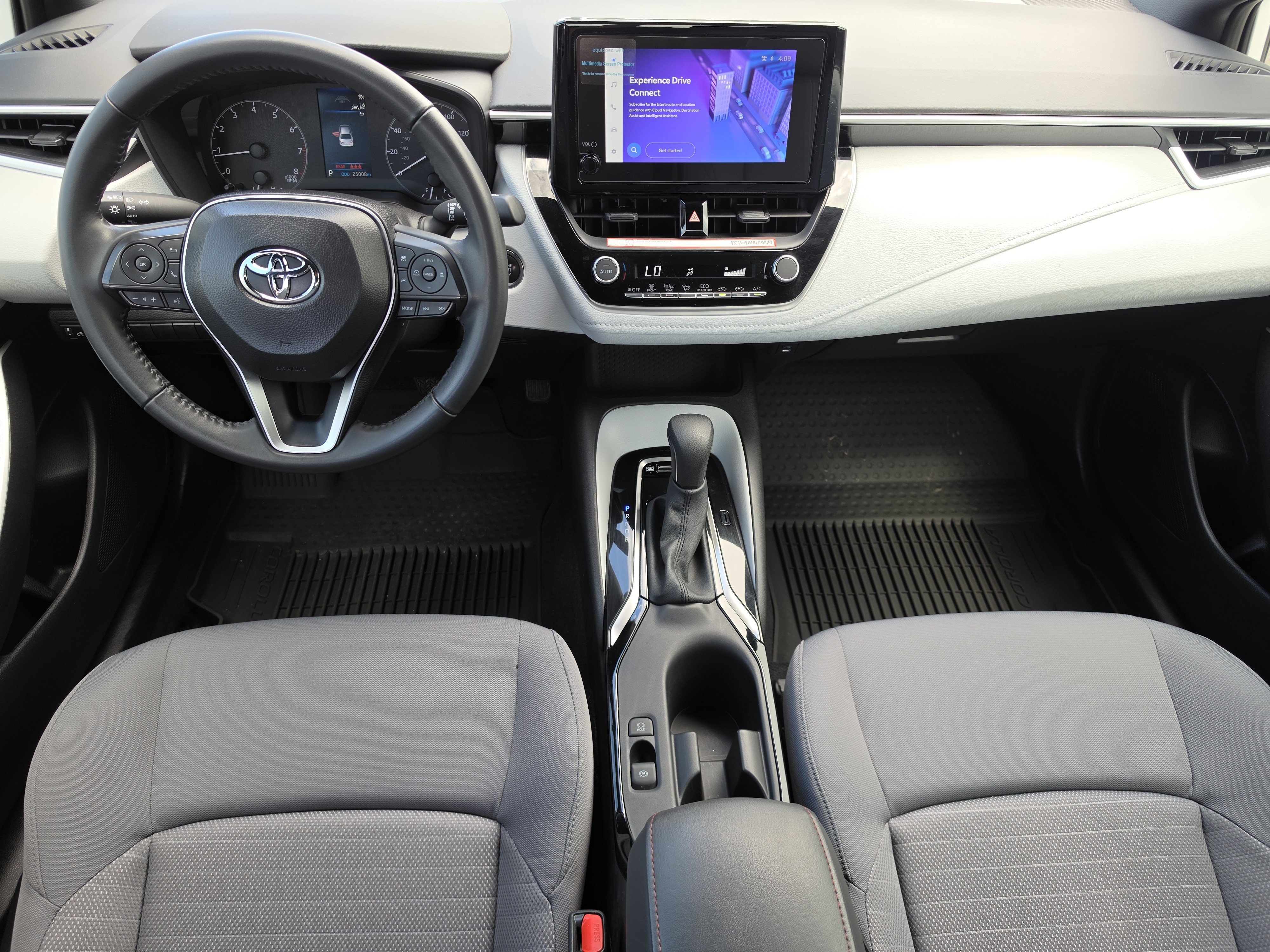 Certified 2025 Toyota Corolla SE FWD image 8