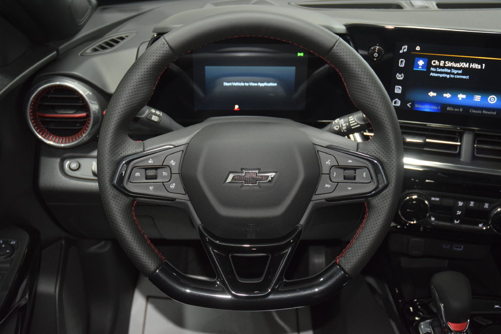 New 2026 Chevrolet Trax RS w/ Sunroof Package FWD image 36