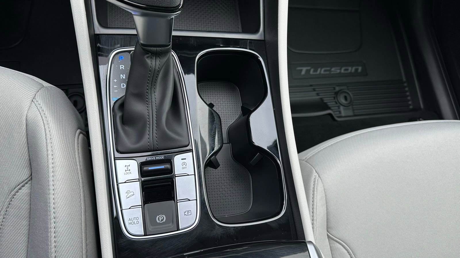 New 2026 Hyundai Tucson SEL image 18