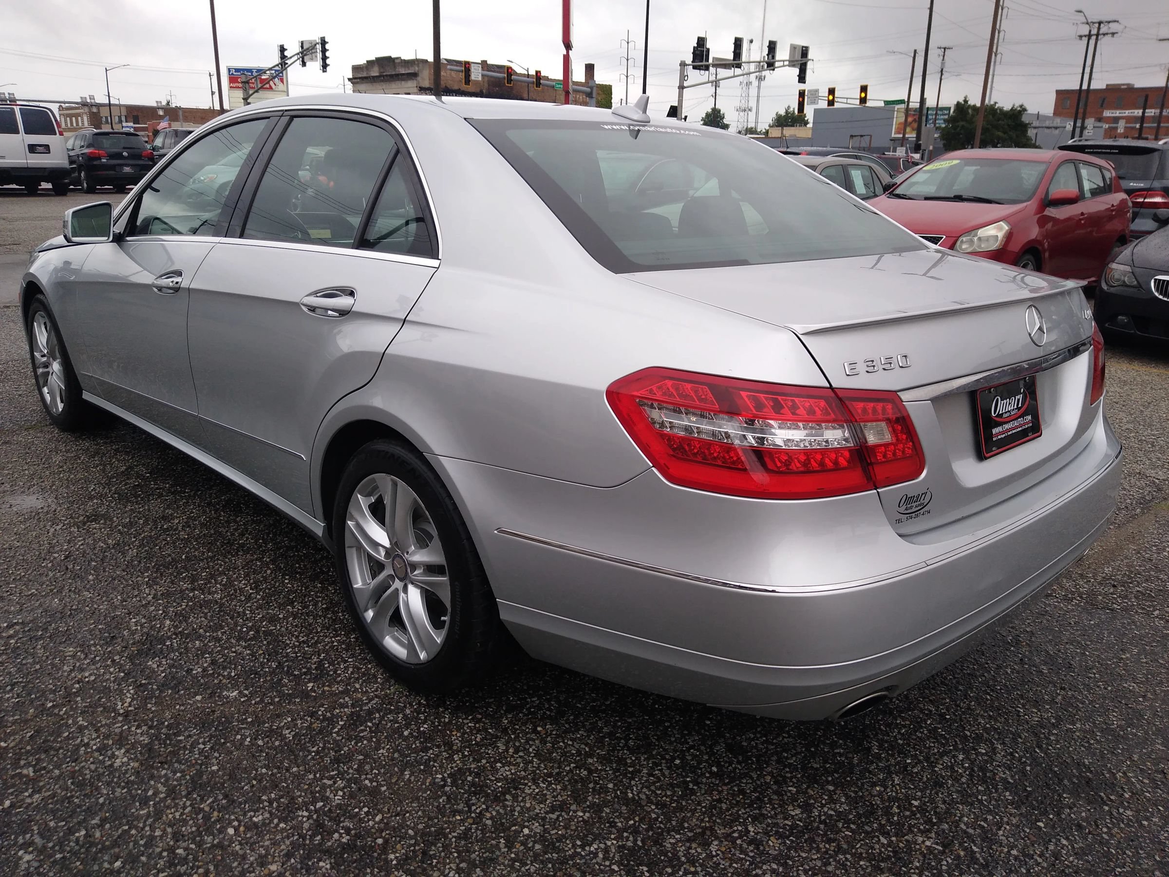 Used 2011 Mercedes-Benz E 350 4MATIC Sedan image 8