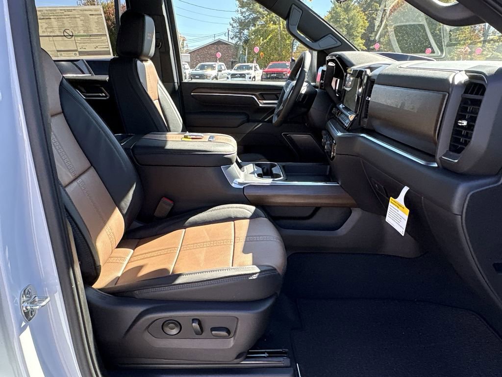 New 2026 Chevrolet Silverado 3500 High Country w/ Technology Package image 31