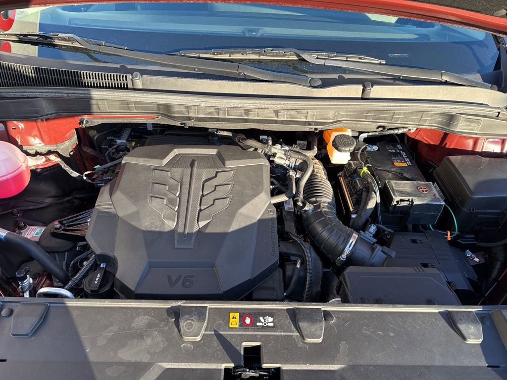 Used 2024 Kia Carnival LX image 31