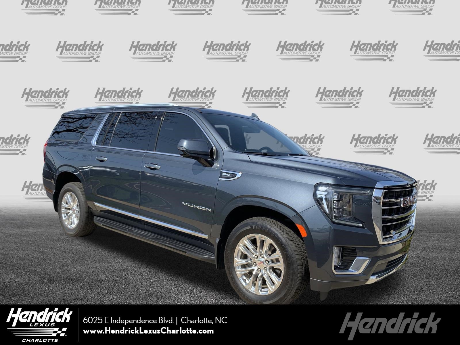 Used 2021 GMC Yukon XL SLT w/ SLT Premium Package image 1