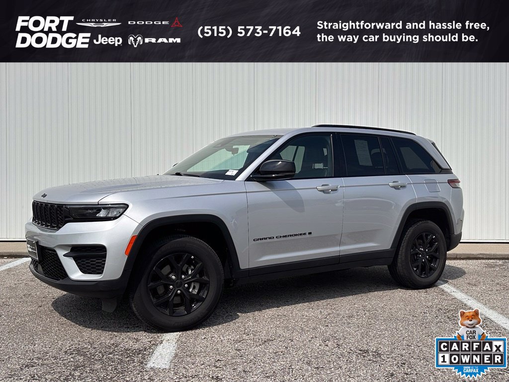 Used 2025 Jeep Grand Cherokee Altitude