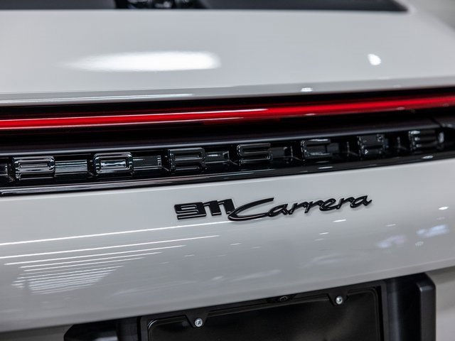 Certified 2025 Porsche 911 Carrera image 17