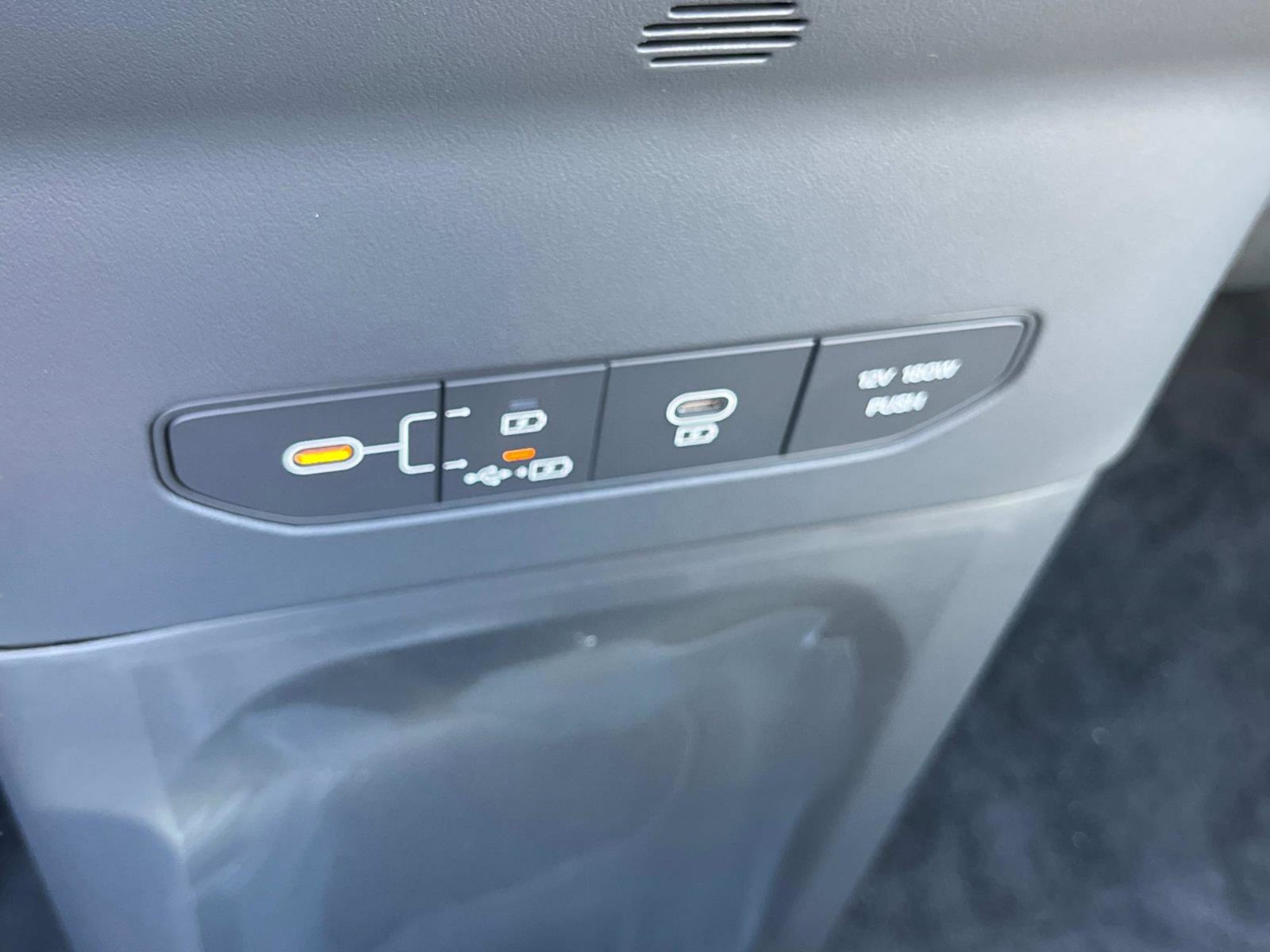 New 2026 Kia EV9 Wind image 31