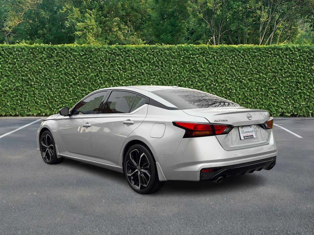 Used 2024 Nissan Altima 2.5 SR w/ SR Premium Package image 6