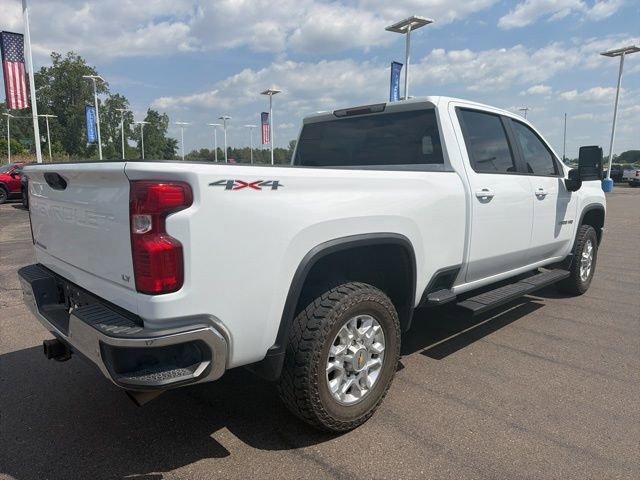 Used 2022 Chevrolet Silverado 2500 LT w/ Convenience Package AWD/4WD image 5