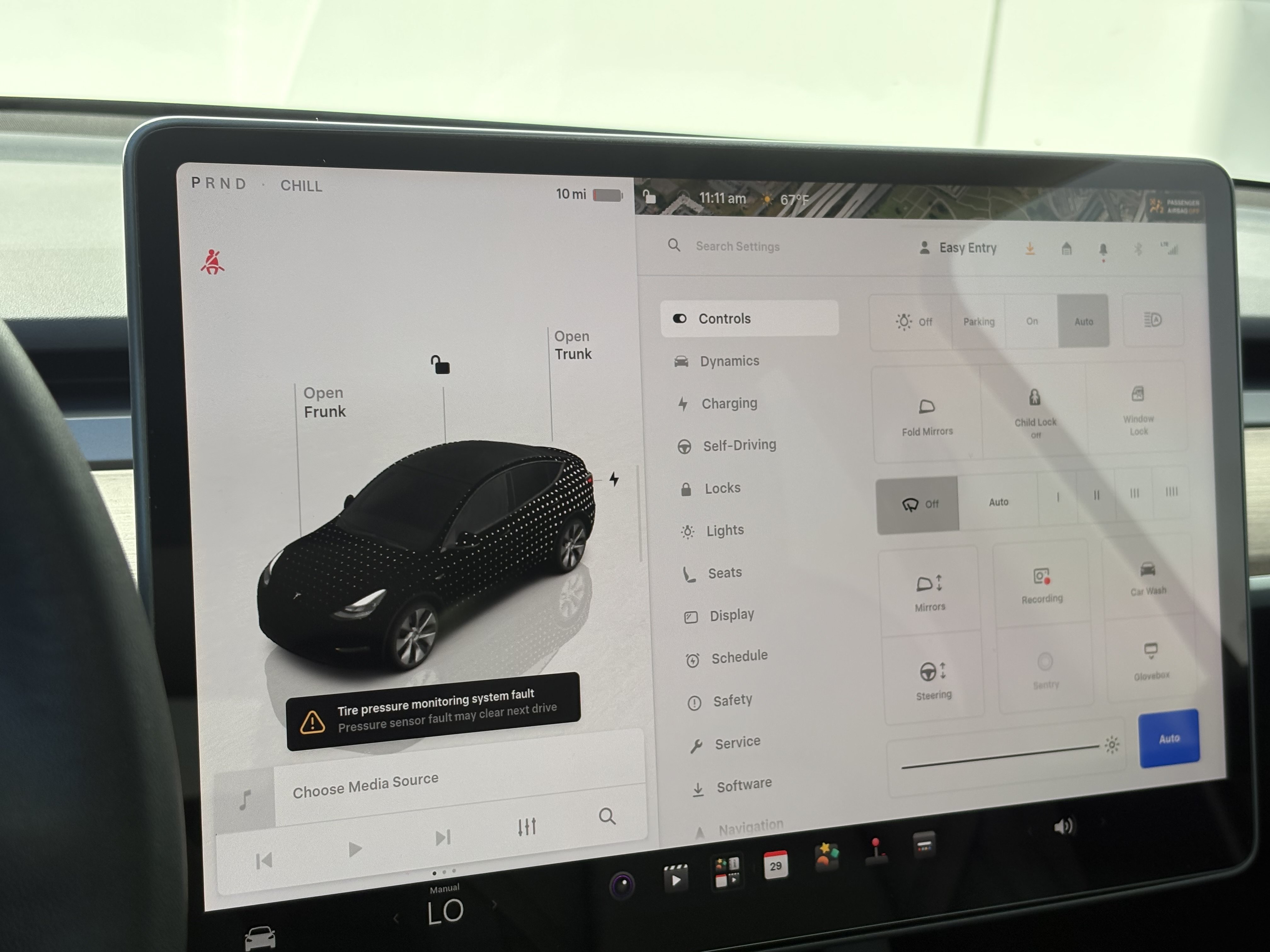 Used 2024 Tesla Model Y Long Range AWD/4WD image 21