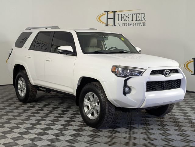 Used 2016 Toyota 4Runner SR5 Premium image 2