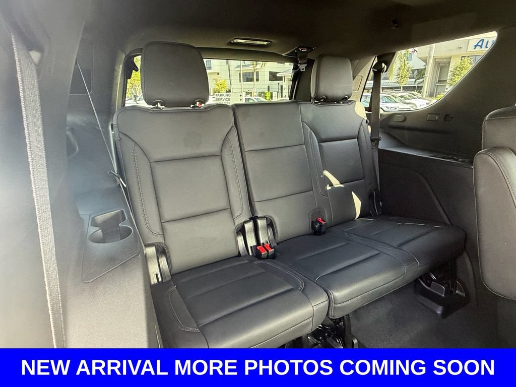 Used 2022 Chevrolet Tahoe LT w/ Luxury Package RWD image 18