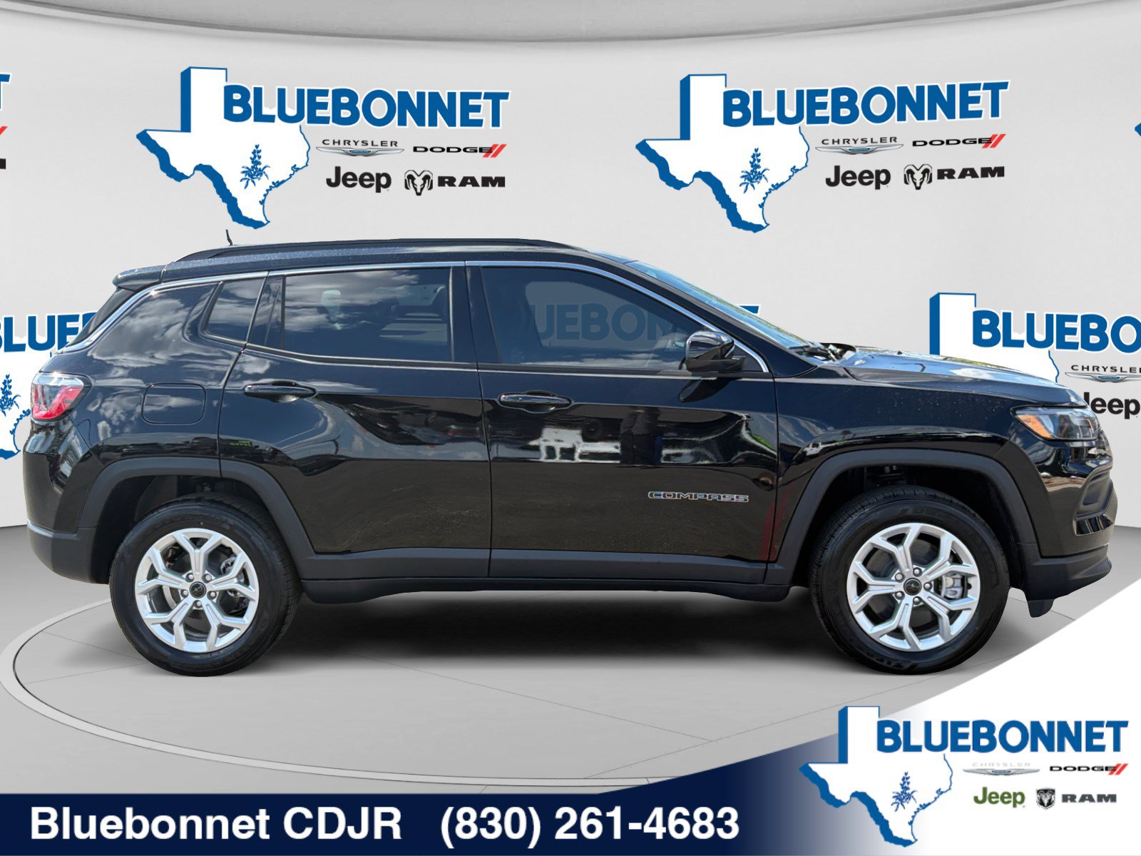 New 2026 Jeep Compass Latitude AWD/4WD image 4
