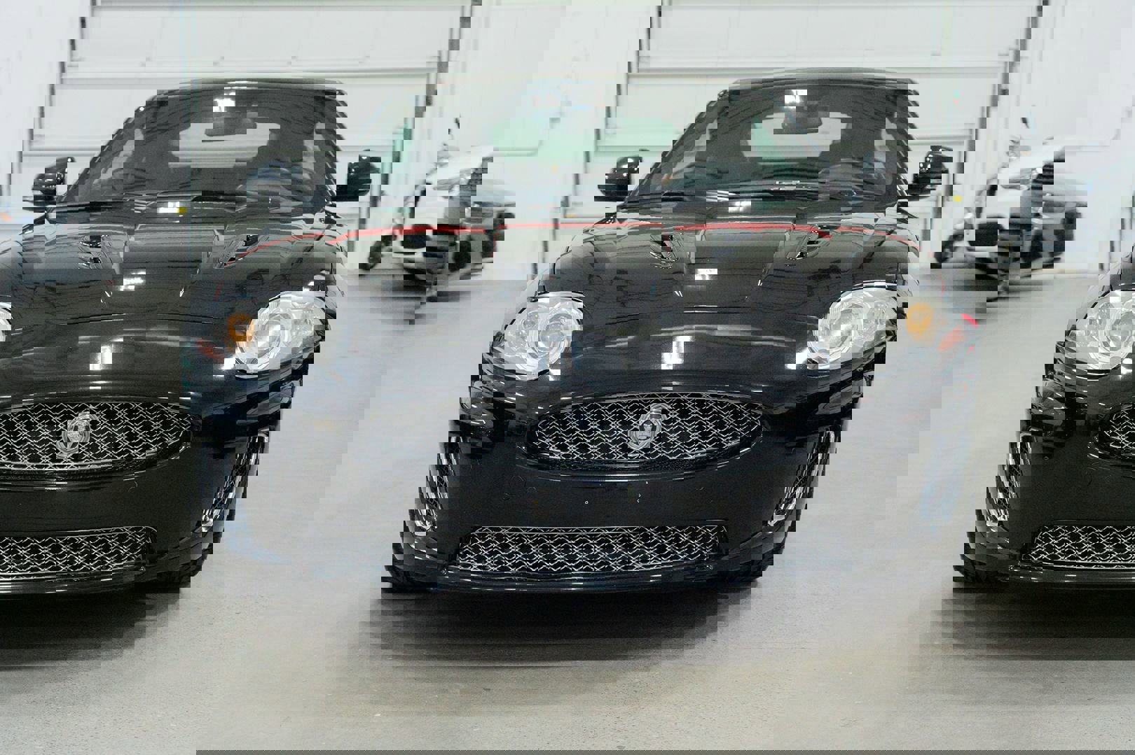 Used 2011 Jaguar XKR R175 image 2