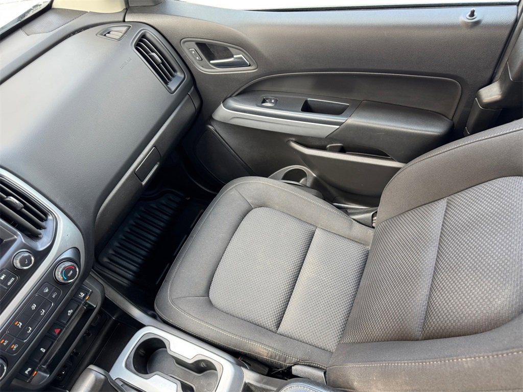 Used 2021 Chevrolet Colorado LT w/ Fleet Safety Package image 17