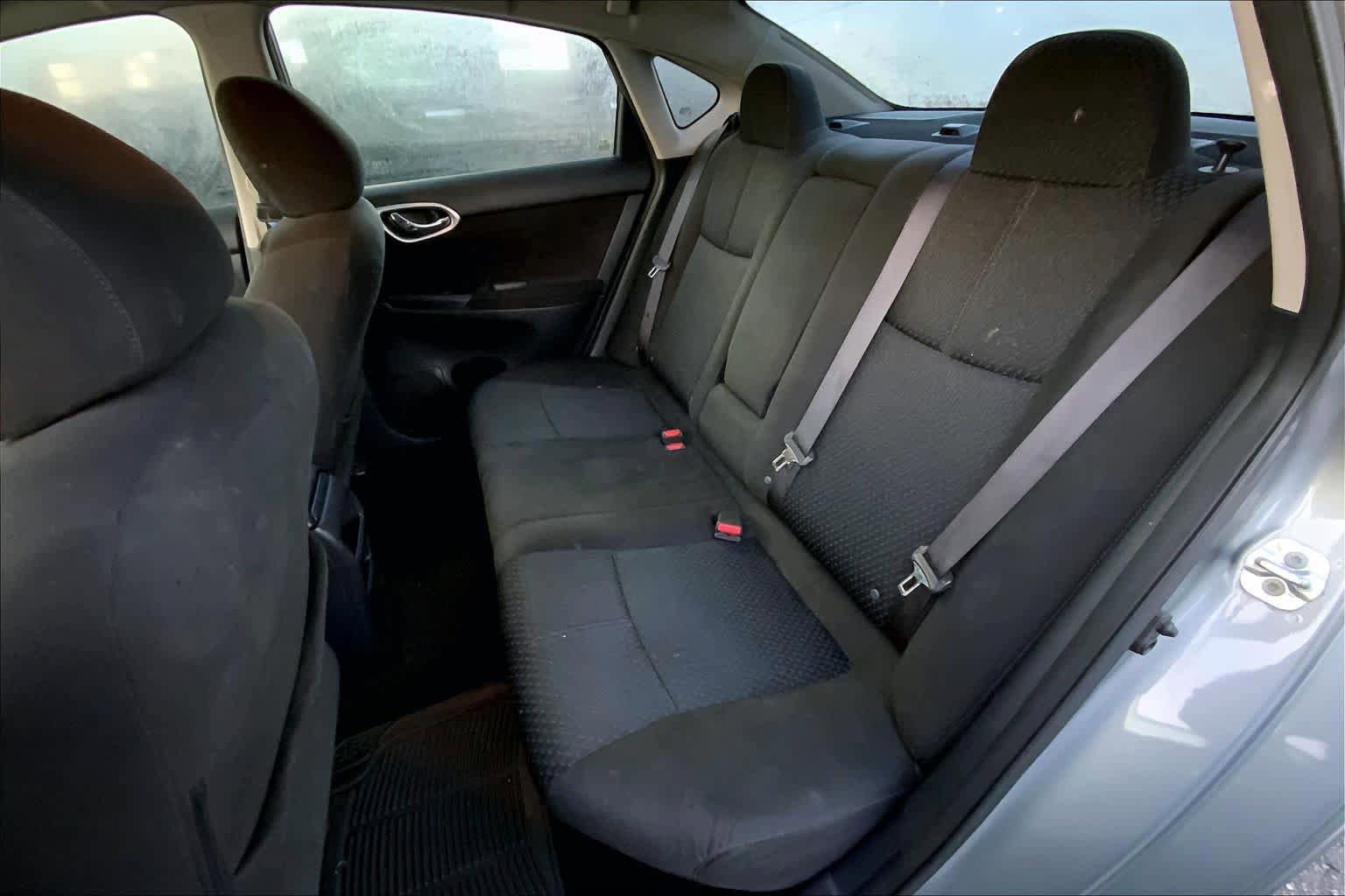 Used 2014 Nissan Sentra SR w/ SR Driver Package FWD image 20