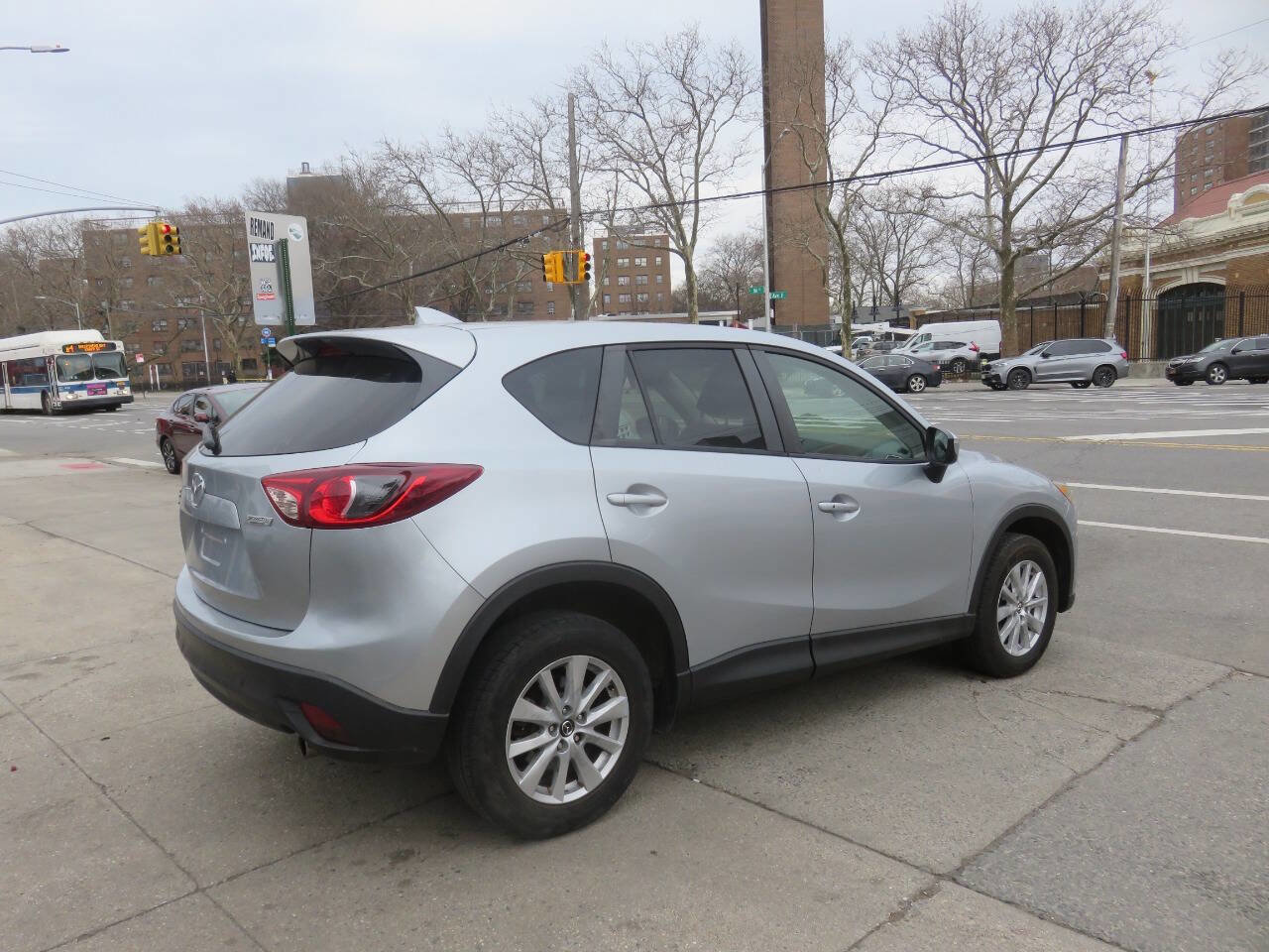 Used 2016 MAZDA CX-5 Touring image 4