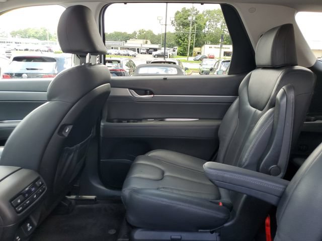 Used 2022 Hyundai Palisade SEL w/ Premium Package FWD image 10